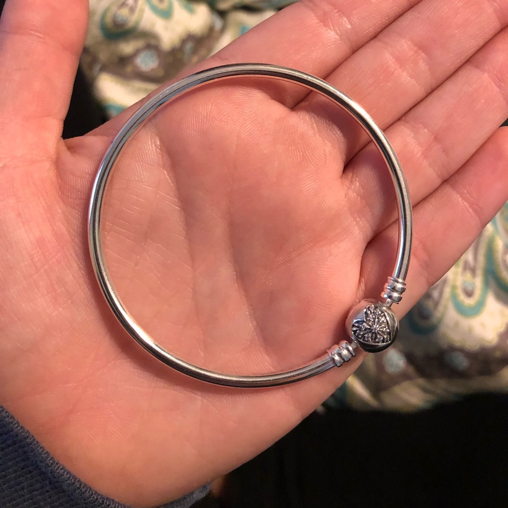 Pandora bangle bracelet LIMITED EDITION